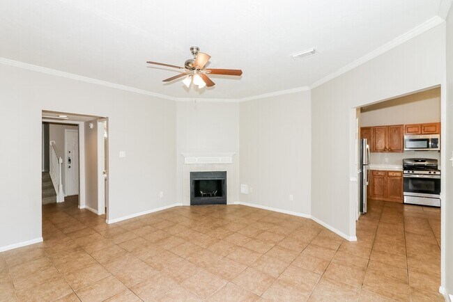 Building Photo - 15806 Mission Crest Ct