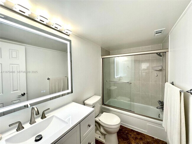 Building Photo - 1849 S Ocean Dr