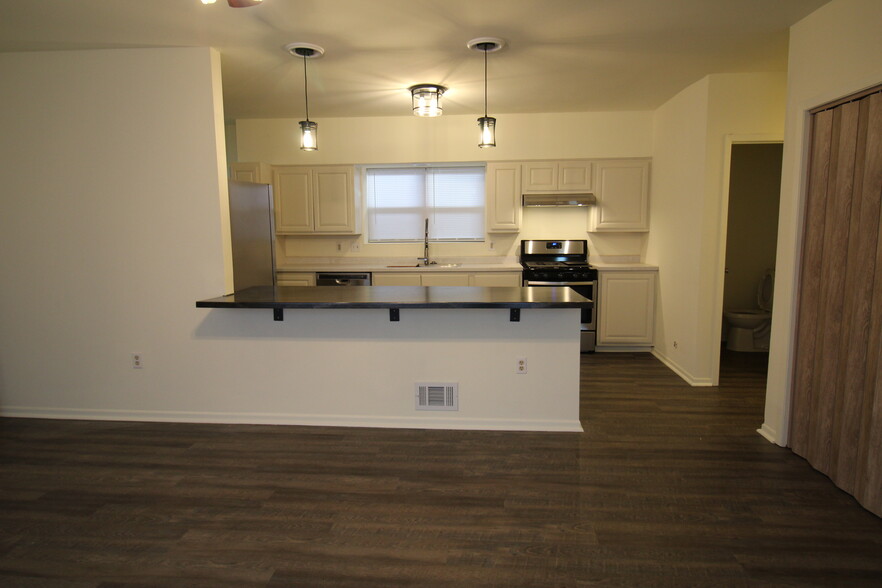 Kitchen Island - 7219 W Walker St