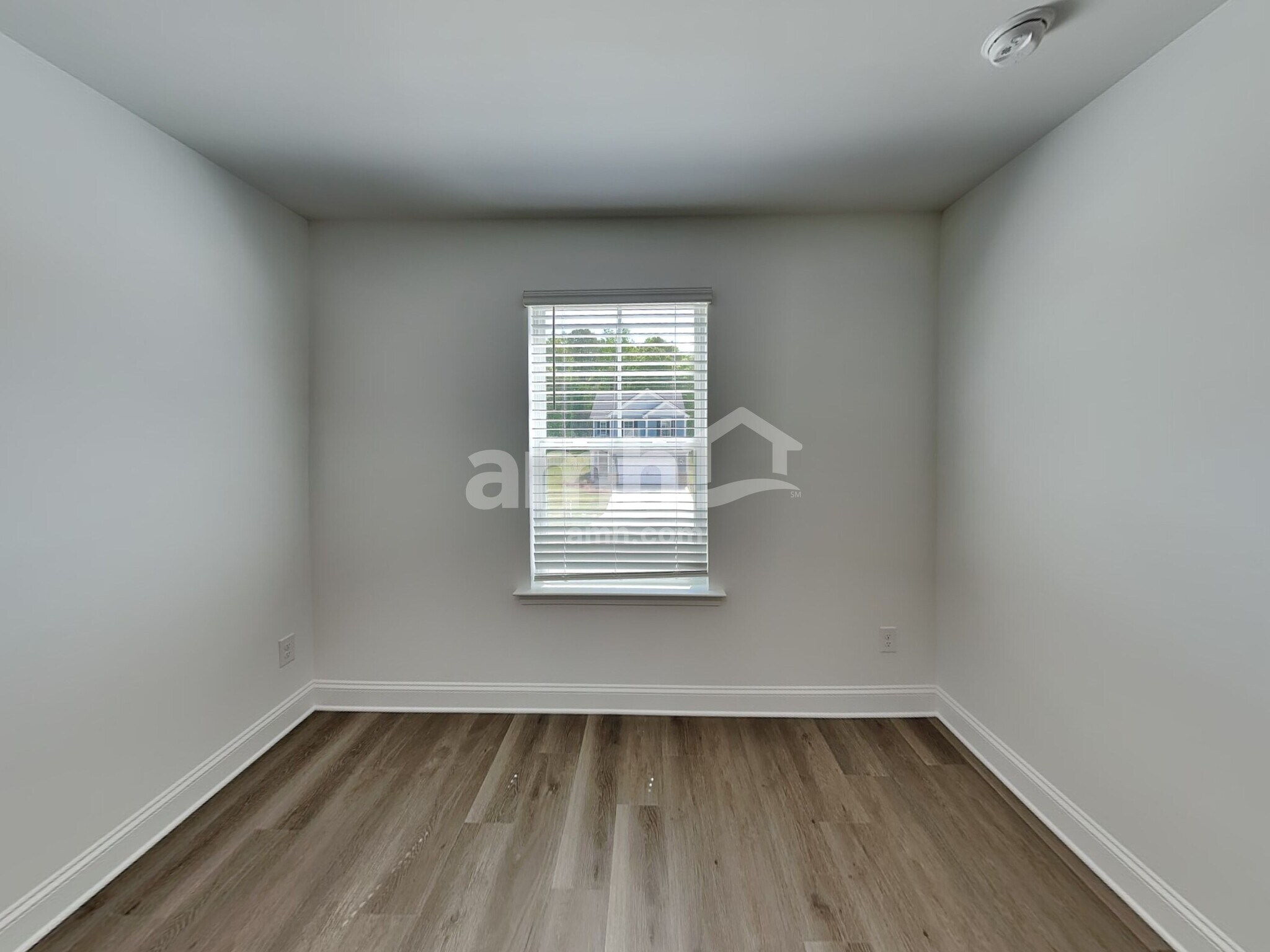 Building Photo - 1208 Livengood Wy