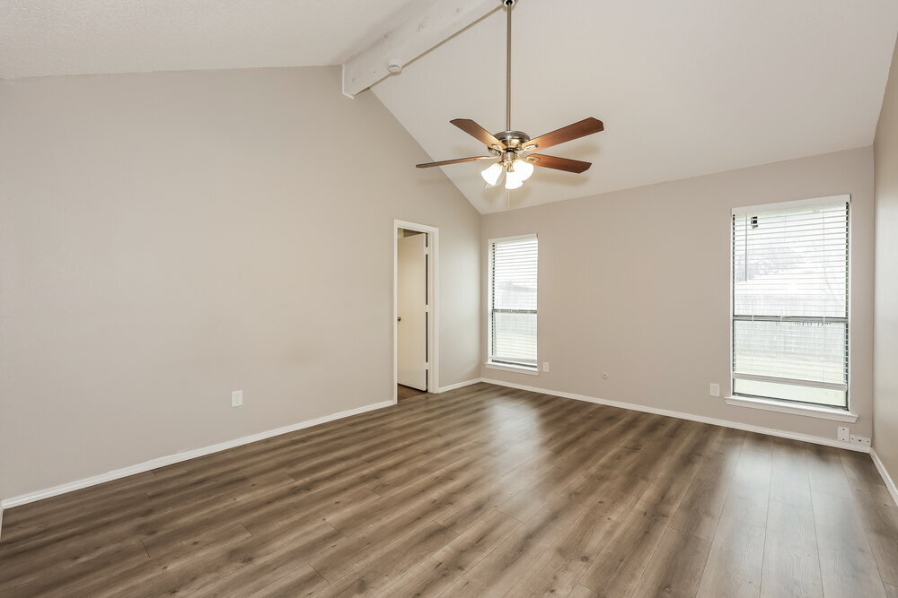 Building Photo - 2016 Chantilly Ct