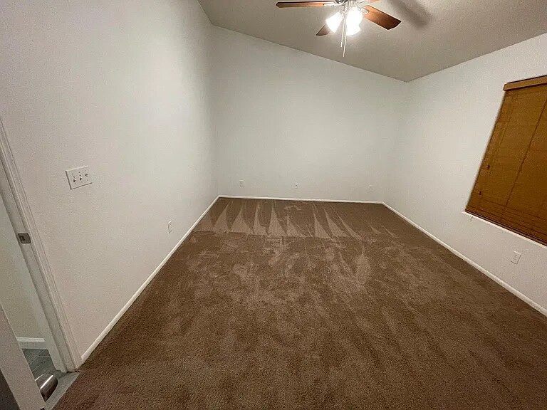 Building Photo - 8019 S Muddy Creek Dr