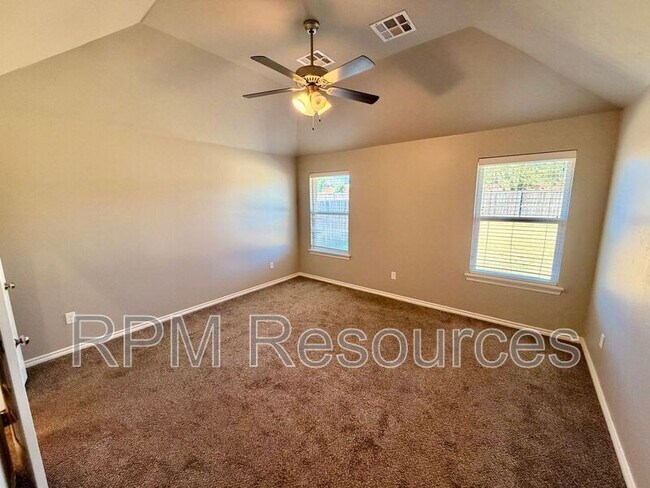 Building Photo - 3809 Brougham Way