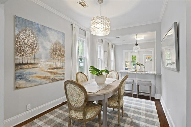 Building Photo - 481 Hill St SE