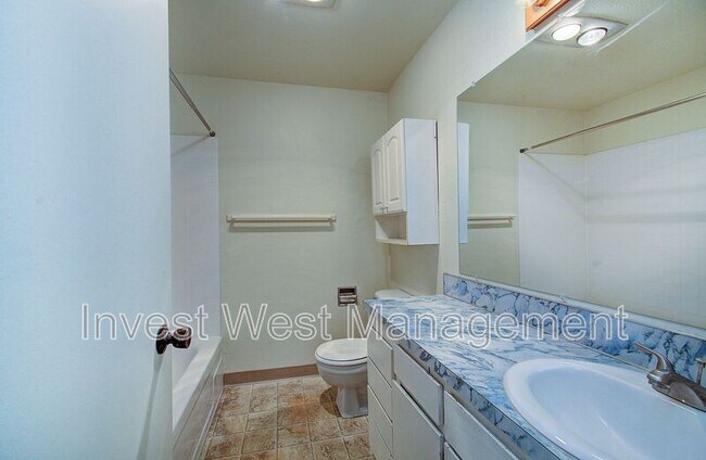 Building Photo - 3802 M St