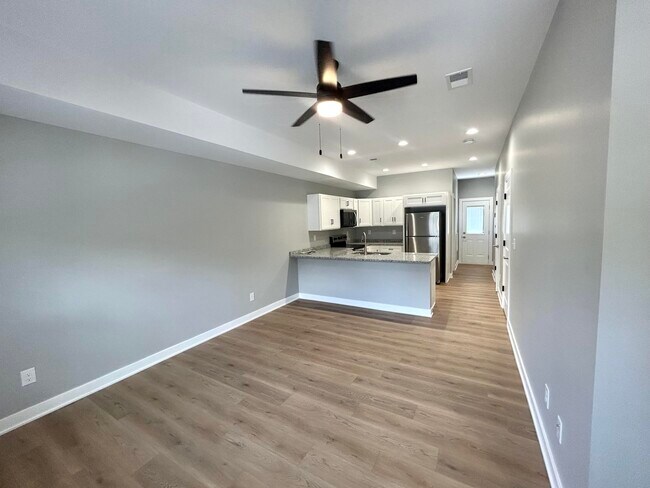 Building Photo - 1611 KY-1247