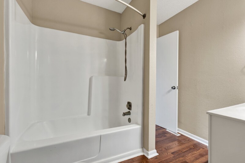 Building Photo - 1312 Ely Rd