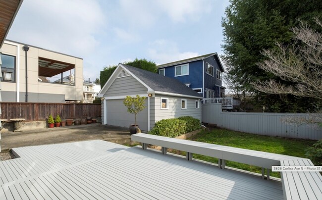 Building Photo - Wallingford Home