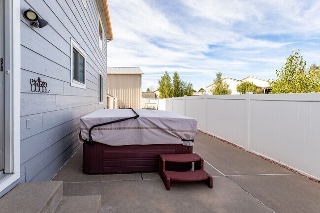 Building Photo - Spacious Home in Woodmen Hills!!!
