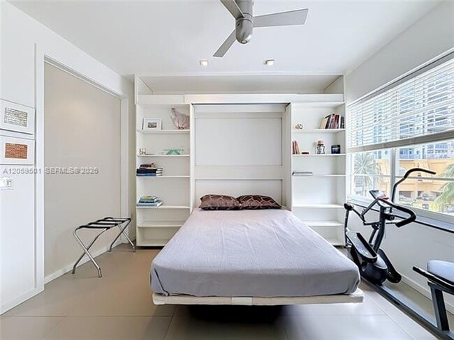 Building Photo - 1460 Ocean Dr