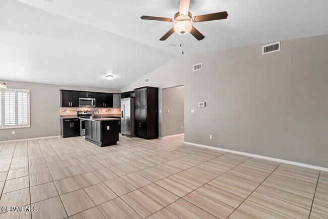 Building Photo - 1908 Thomas Lackland St