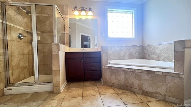 Building Photo - 9207 Albury Ct