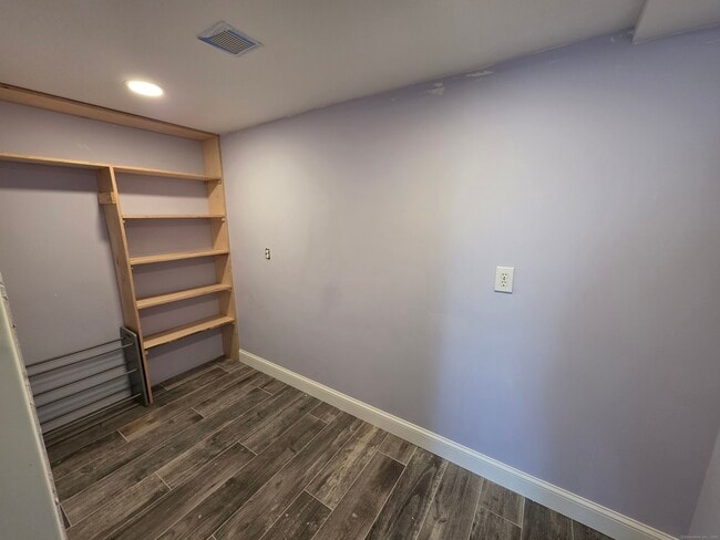 Building Photo - 1367 Reservoir Ave