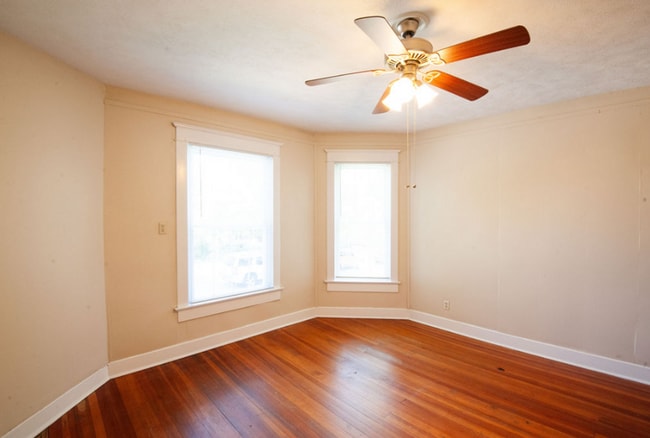 Interior Photo - 521 N. Washington
