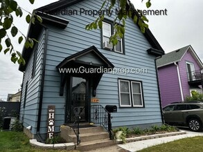 Building Photo - Northeast Minneapolis Single Family Home, Dishwasher, Hardwood Floors, W/D in Unit