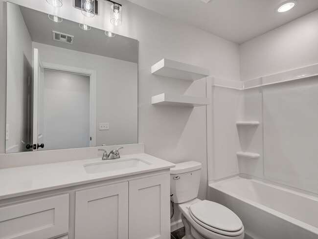 Building Photo - Newer Home in Washington under $1,500!