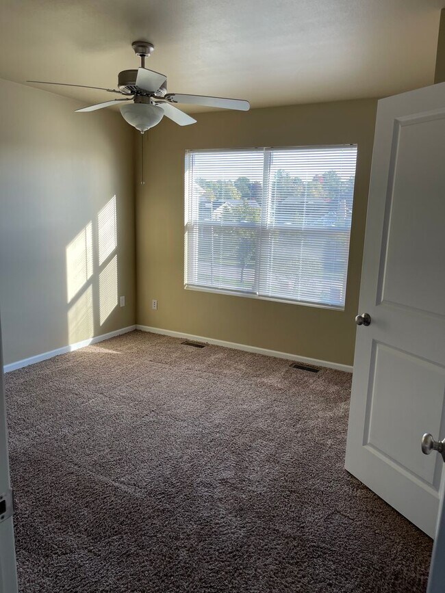 Building Photo - Great Home Available Johnston Schools