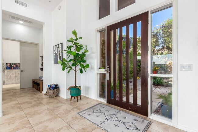 Building Photo - Available June 1st 2026 - Exclusive Gated Scottsdale Mountain Ranch Home