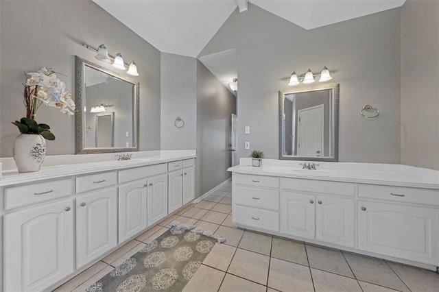 Building Photo - 8617 Jonquil Dr