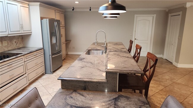 Building Photo - 4344 Beechwood Lake Dr