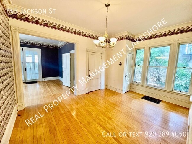 Building Photo - 845 Jackson St