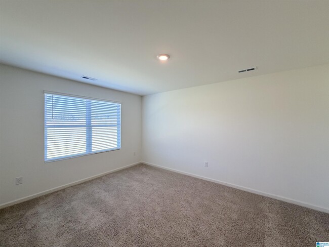 Building Photo - 2025 Ogletree Pl