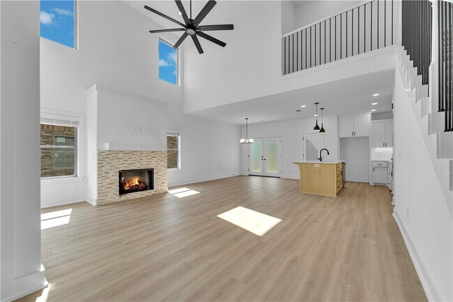 Building Photo - 7001 SW Basswood Ave