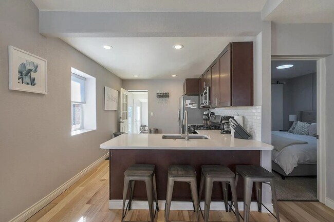 Building Photo - 4BD, 3BA Home Walking Distance to RiNo