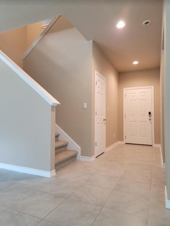 Building Photo - 213 Mary Max Cir