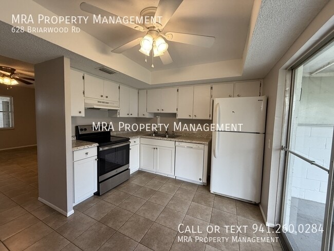 Building Photo - 628 Briarwood Rd