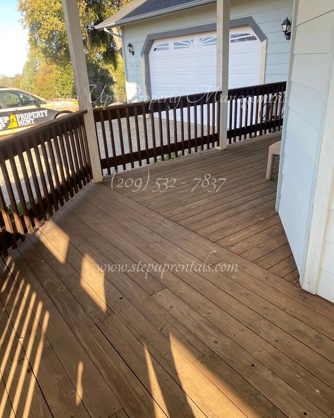 Building Photo - Elegant Mountain-View Home with Solar, Well Water & Septic – Utility Savings Included!