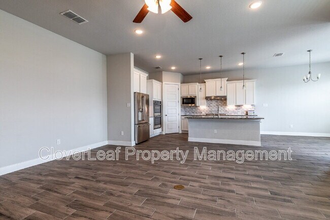 Building Photo - 3159 Daisy Meadow