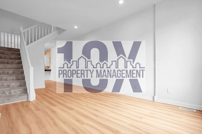 Building Photo - 1116 Summit St