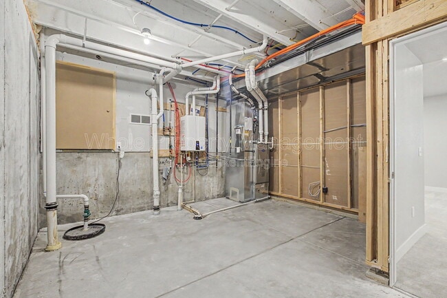 Building Photo - 9985 E 59th Ave