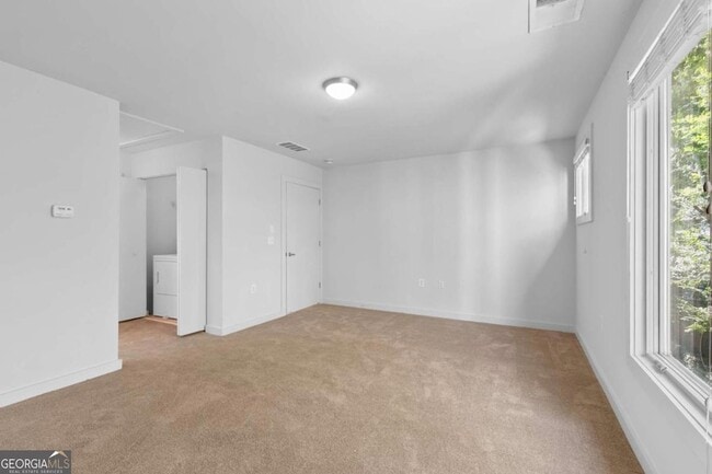 Building Photo - 1302 Noguchi Mews NW