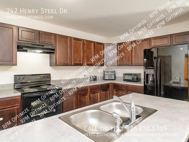 Building Photo - 242 Henry Steel Dr