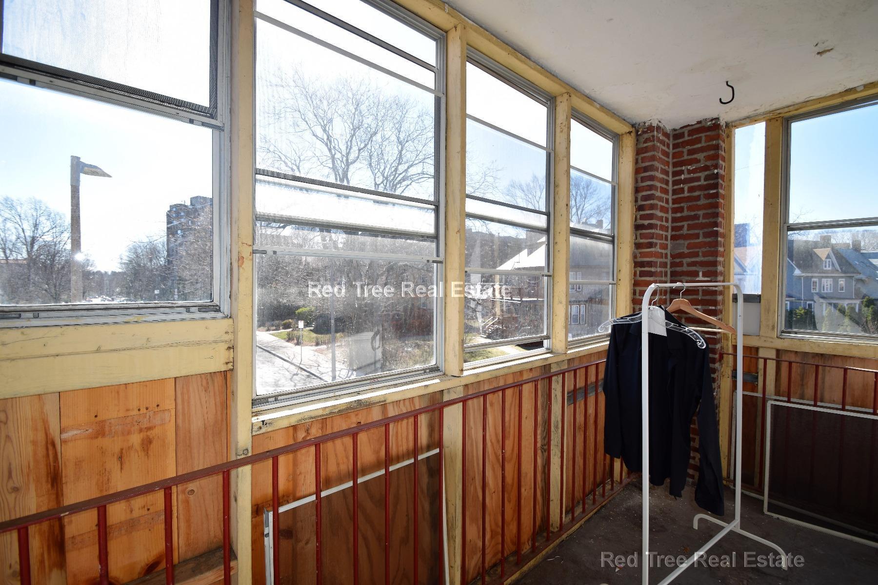 Building Photo - 225 Chestnut Hill Ave