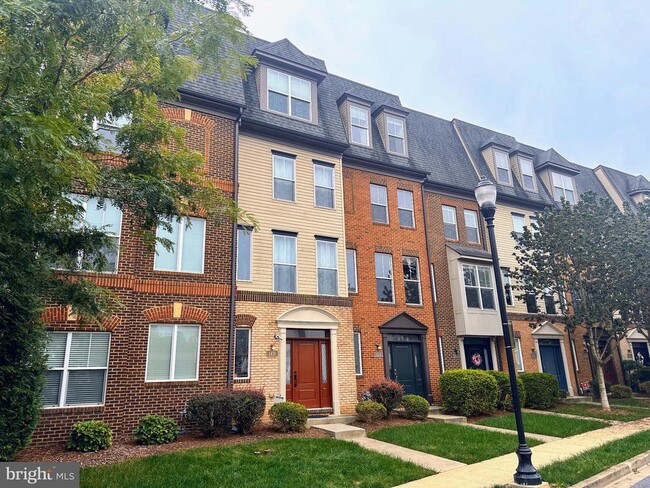 Primary Photo - 1416 Wheyfield Dr