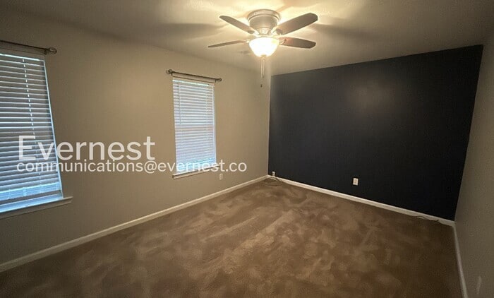 Building Photo - 251 Cobblestone Ln