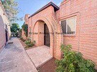 Building Photo - 3056 N 32nd St