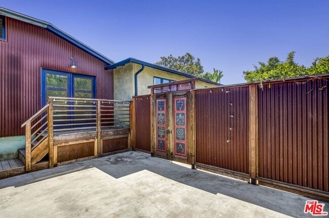Building Photo - 1012 Coronado Ter