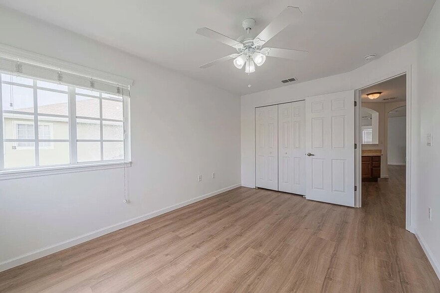 Building Photo - 3701 Titanic Cir