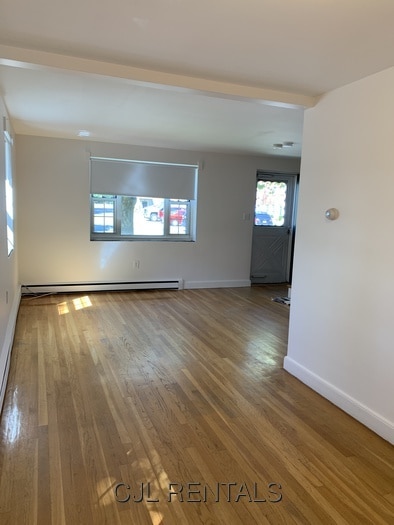 Building Photo - 9 Heath Rd