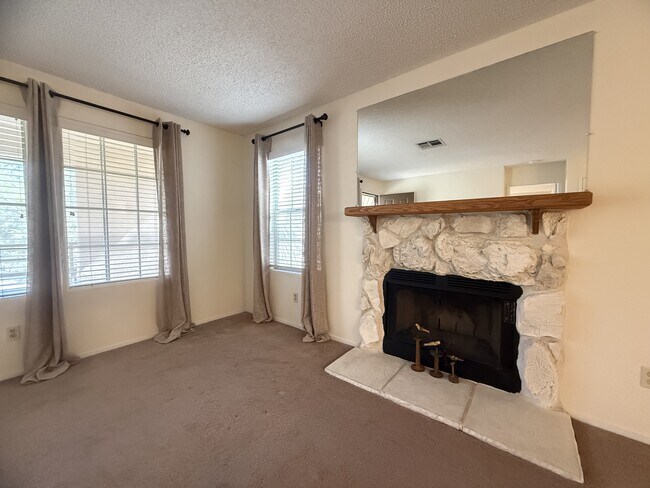 Building Photo - 3455 Erva St