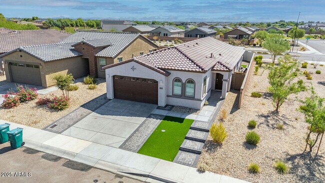 Building Photo - 4911 N 193rd Dr