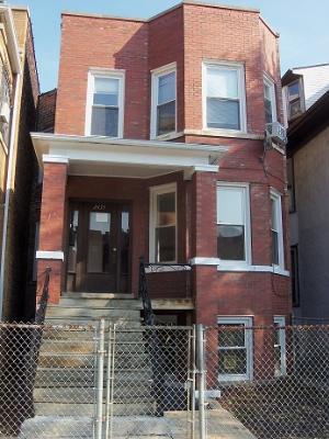 Primary Photo - 2435 N Ridgeway Ave