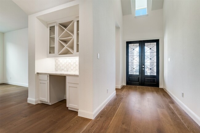 Building Photo - 3503 Foxhall St