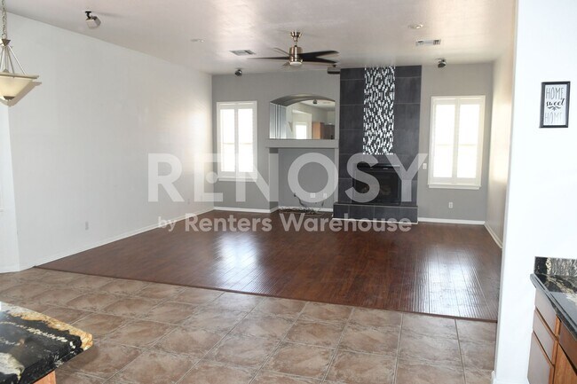 Building Photo - 6027 N 133rd Dr