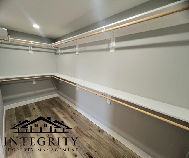 Building Photo - Newly Built Modern Style Single Family Home!