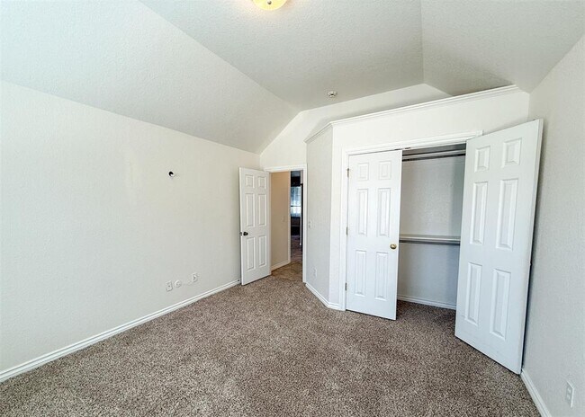 Building Photo - 16517 Tonka Trail